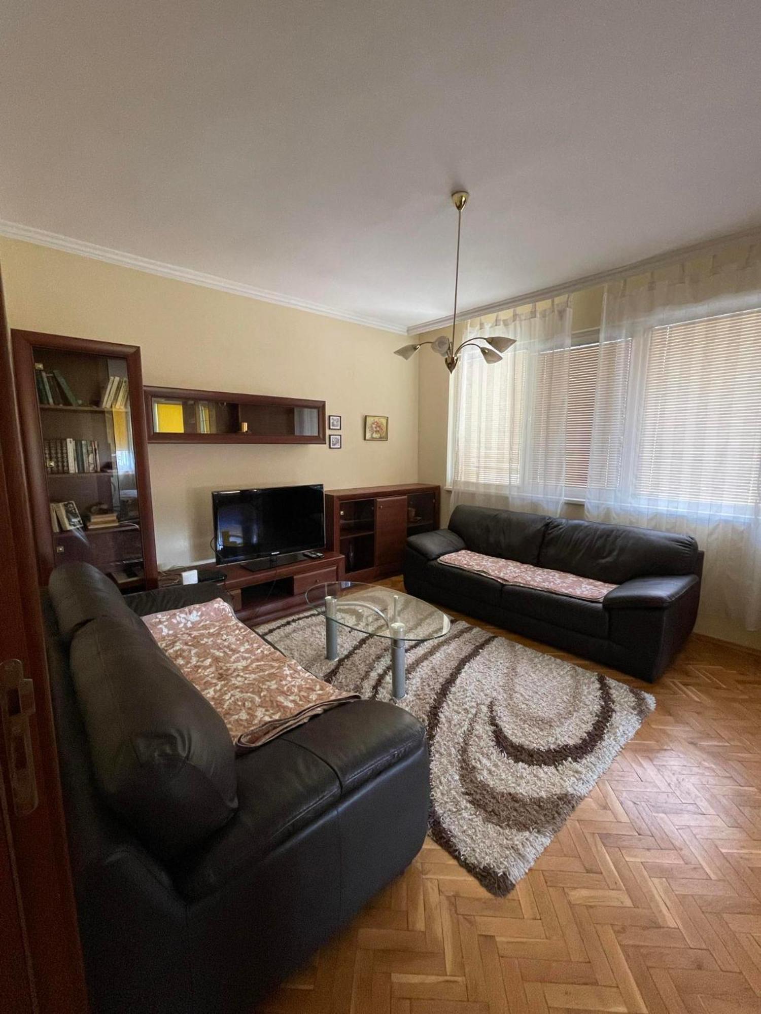 Sunny Cozy Flat In The Centre, Close To Beach, 4 Rooms, 105Sqm Varna Exterior photo